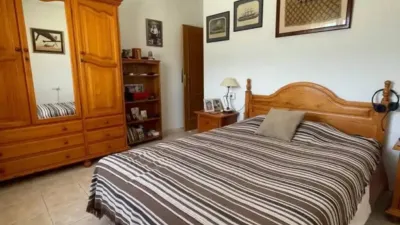 Chalet in Camarillas photo 20