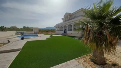 Chalet in Camarillas photo 4