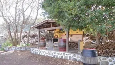 Chalet on Calle El Tanque, No Number photo 4