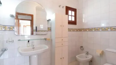 Apartment on Calle de Cibeles photo 23