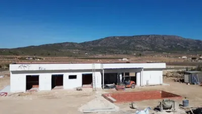 Chalet en Camarillas photo 2