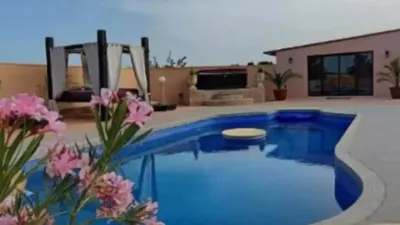 Chalet in Camarillas photo 49
