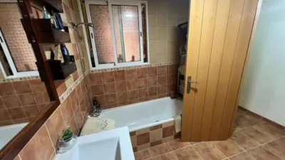 Apartment in Elche de La Sierra photo 9
