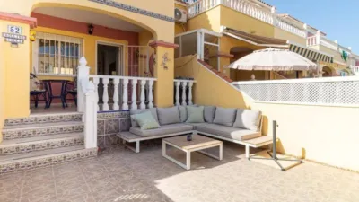 Chalet in Cabo Roig-La Zenia-La Regia photo 5