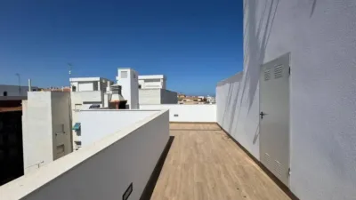 Penthouse on Calle de Ramón Gallud photo 62