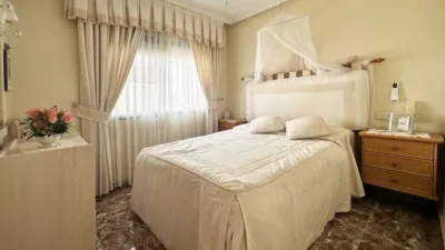 Chalet in Cabo Roig-La Zenia-La Regia photo 33
