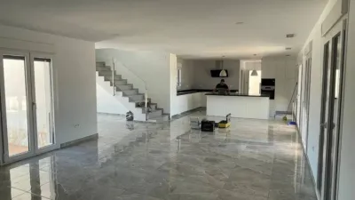 Chalet en Camarillas photo 17