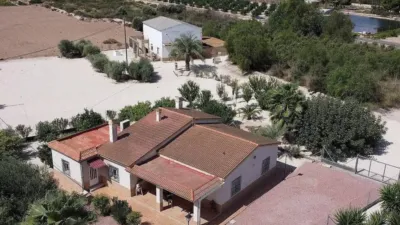 Chalet in Crevillent photo 2