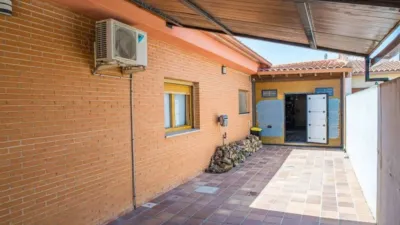 Chalet in Camarillas photo 26