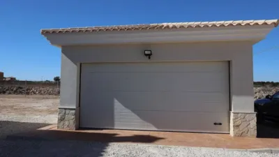 Chalet in Camarillas photo 31