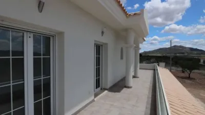Chalet in Camarillas photo 5