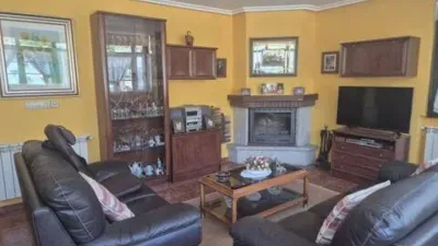 Chalet in Barrio (Caso) photo 8