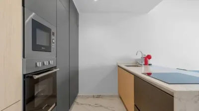 Apartment on Ontario Street photo 19