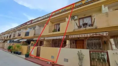 Apartment on Diego Vázquez Street photo 3