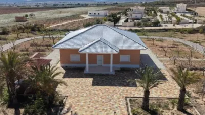 Chalet in Camarillas photo 14