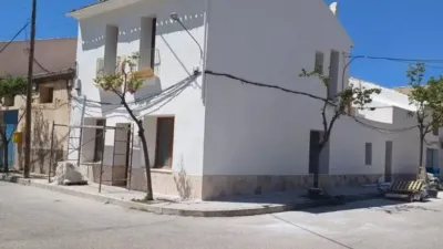 Rustic House in Camarillas photo 2