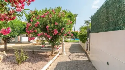 Apartment on Calle de Cibeles photo 12