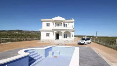 Chalet in Camarillas photo 4