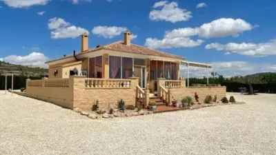 Chalet in Camarillas photo 46