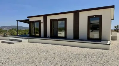 Chalet in Camarillas photo 52