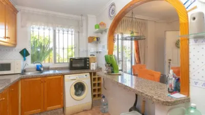 Chalet in Cabo Roig-La Zenia-La Regia photo 15