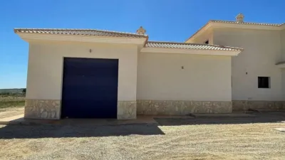 Chalet en Camarillas photo 27