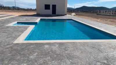 Chalet in El Pinós - Pinoso photo 9