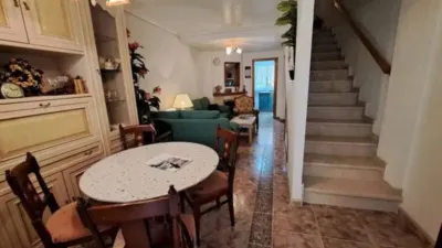 Apartment on Diego Vázquez Street photo 11