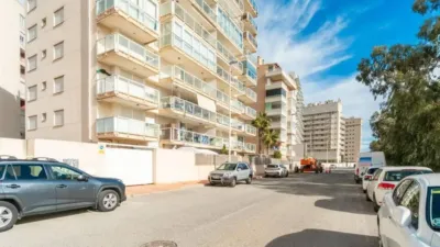 Apartment on Calle Medico Basilio Parede photo 5