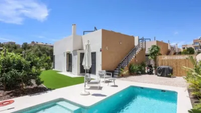 Chalet on Carrer del Rocío photo 16