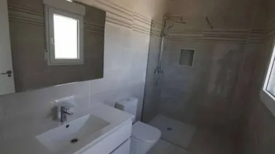 Chalet in Camarillas photo 17