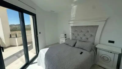 Chalet en Camarillas photo 17