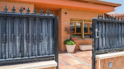 Chalet in Camarillas photo 5