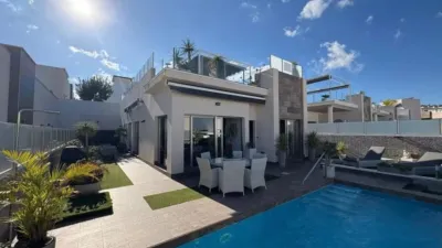 Chalet en Cabo Roig-La Zenia-La Regia photo 4