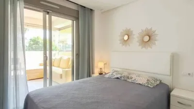 Apartment in Las Filipinas-Villamartín-Canal Norte photo 26