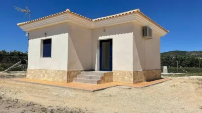 Chalet en Camarillas photo 32