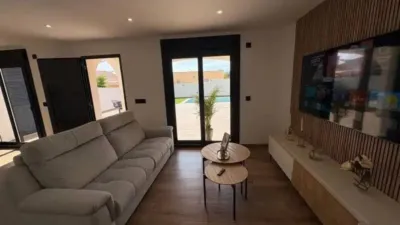 Chalet on Calle de Poniente photo 11