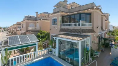 Chalet in Cabo Roig-La Zenia-La Regia photo 3