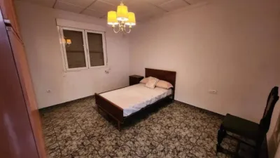Flat in Yecla photo 12