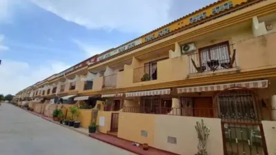 Apartment on Diego Vázquez Street photo 6