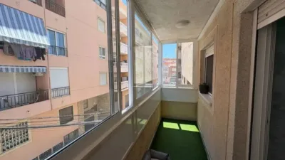 Apartment on Avenida de las Cortes Valencianas photo 17