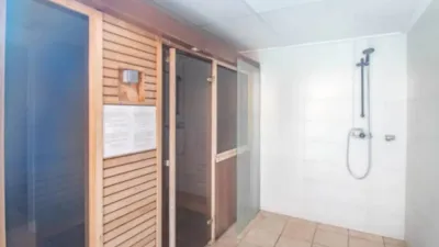 Chalet on Calle Nazaries photo 36
