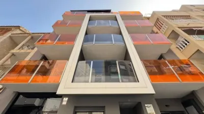 Apartment on Arquitecto Larramendi Street photo 3