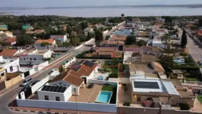 Chalet on Calle de Poniente photo 6