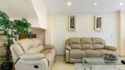 Chalet en Carrer Maria San Gil Noain photo 12
