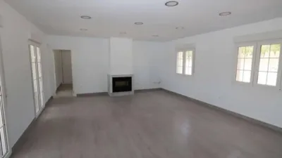 Chalet in Camarillas photo 25