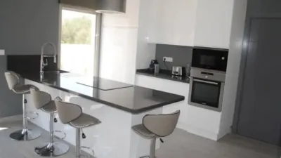 Chalet in Camarillas photo 22