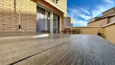 Attic Apartment on Carrer Almudena photo 29