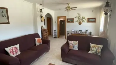 Chalet in Camarillas photo 11