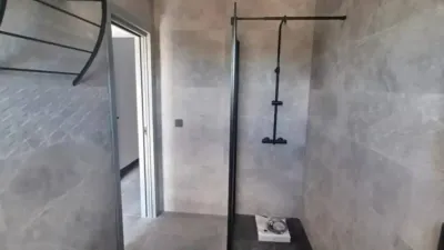 Chalet en Camarillas photo 9